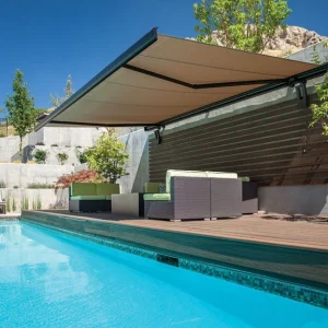 Pergola offers smart motorized retractable awnings